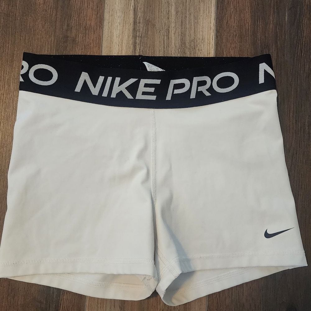 Nike Pro Women's White Shorts